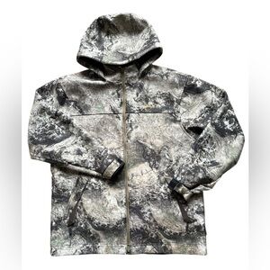 Men's Gamehide hunting Waterproof Jacket size large.